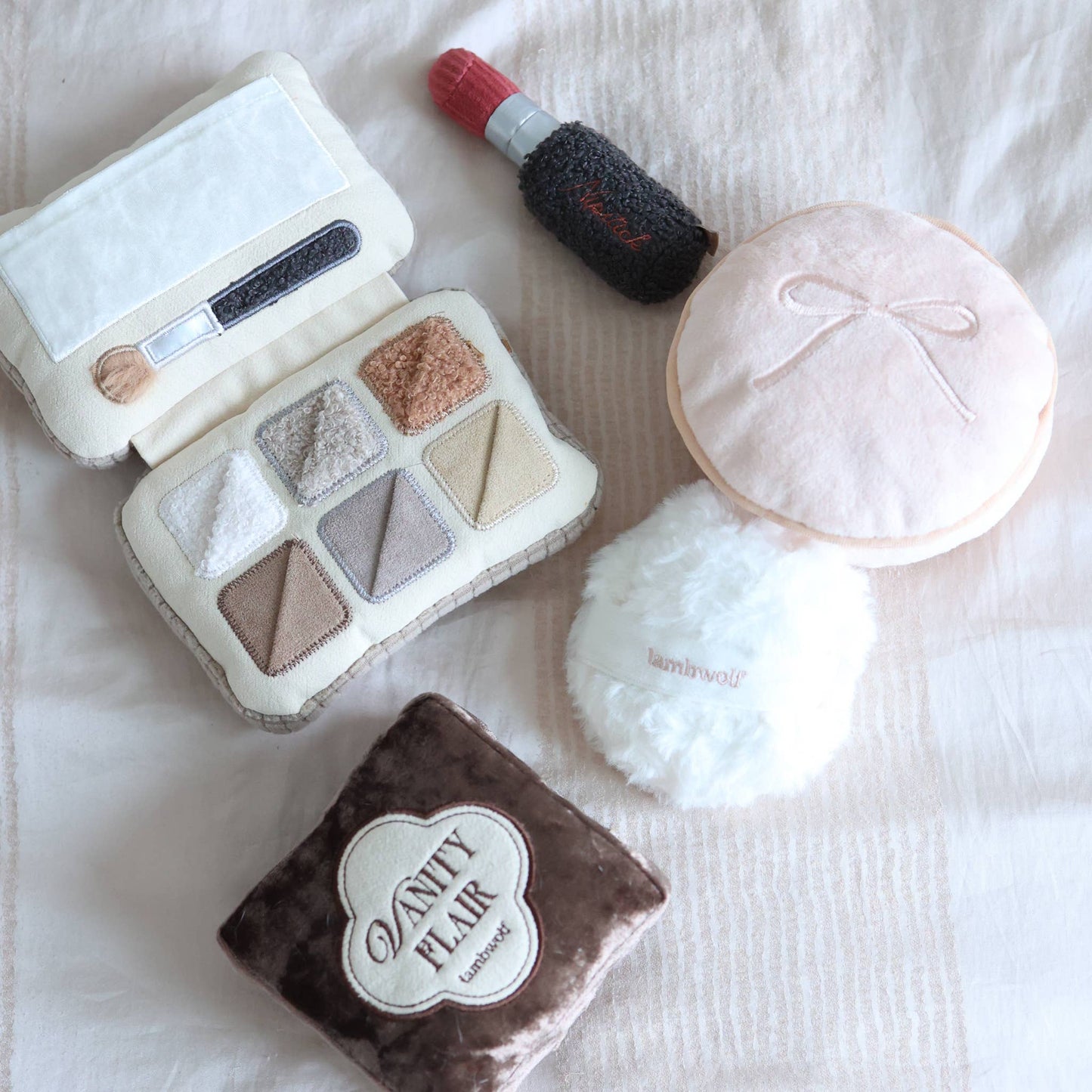EYESHADOW PALETTE // ENRICHMENT DOG TOY // SNUFFLE TOY