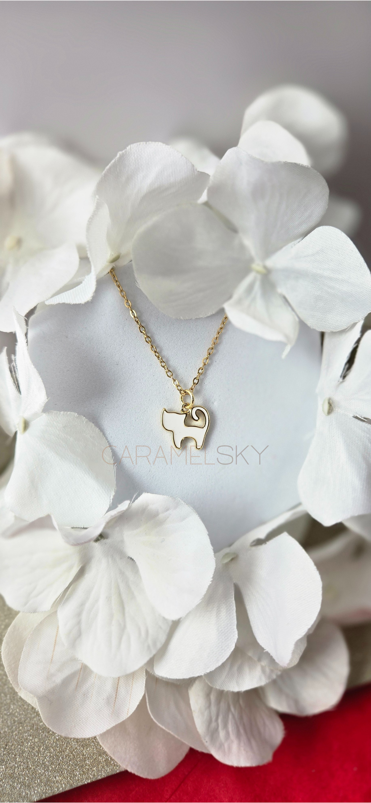 Minimalist Cat Necklace – 18K Gold Plated Pendant, Cat Lover: Black