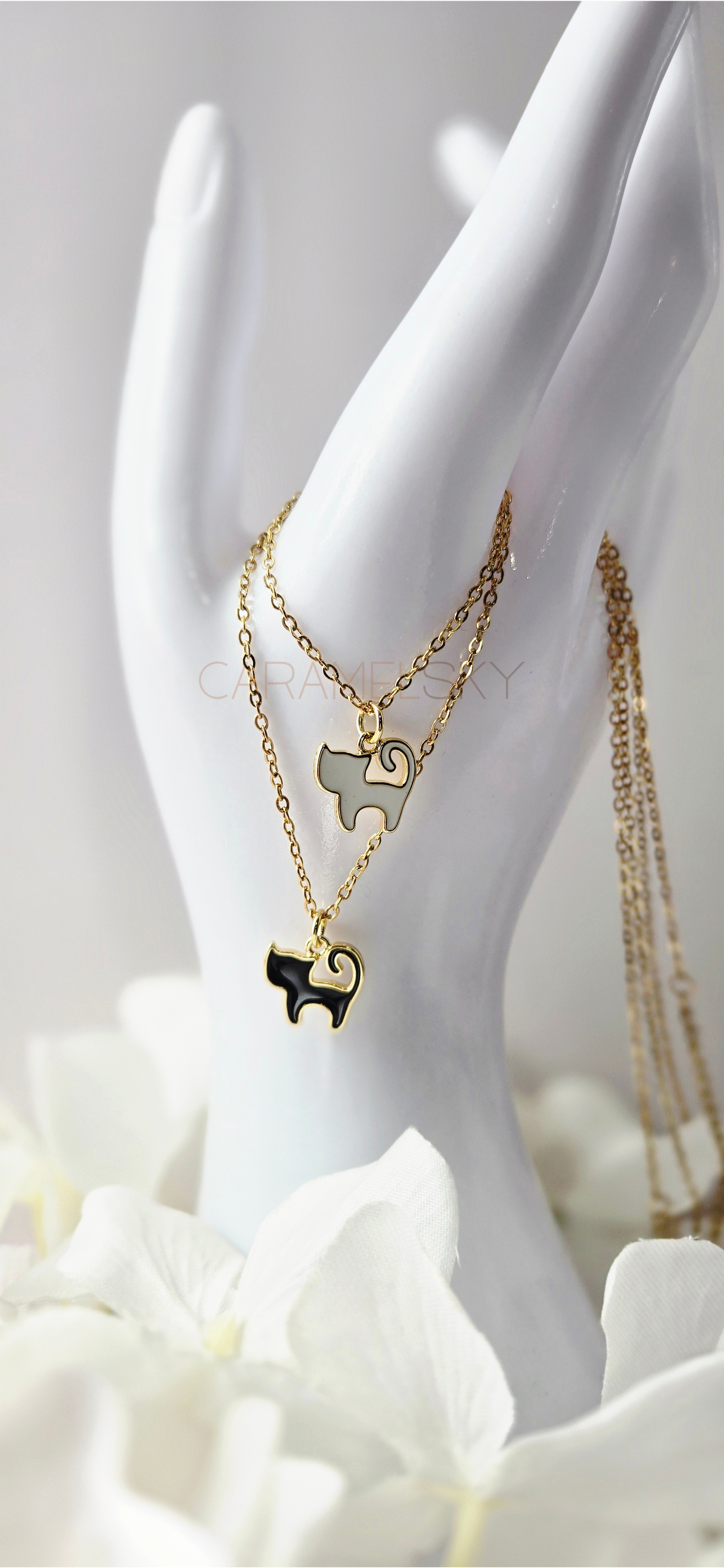 Minimalist Cat Necklace – 18K Gold Plated Pendant, Cat Lover: Black